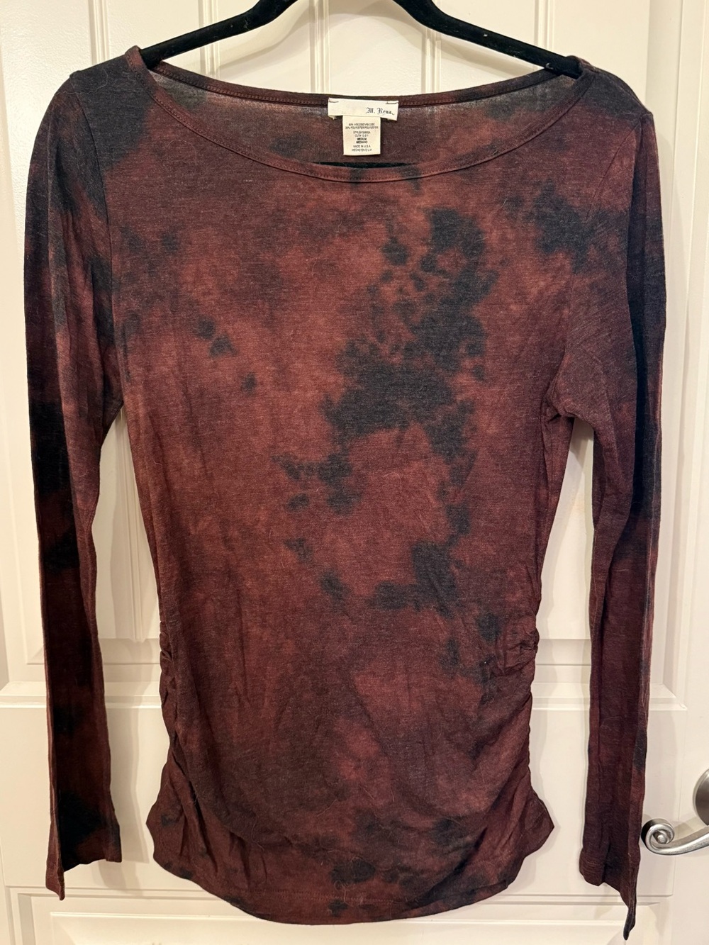 New Women’s Casual Top size Medium